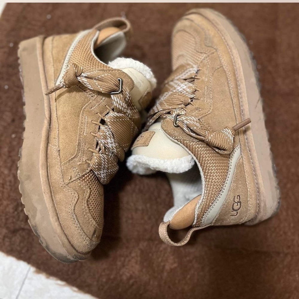 UGG Women's Tan Sneakers